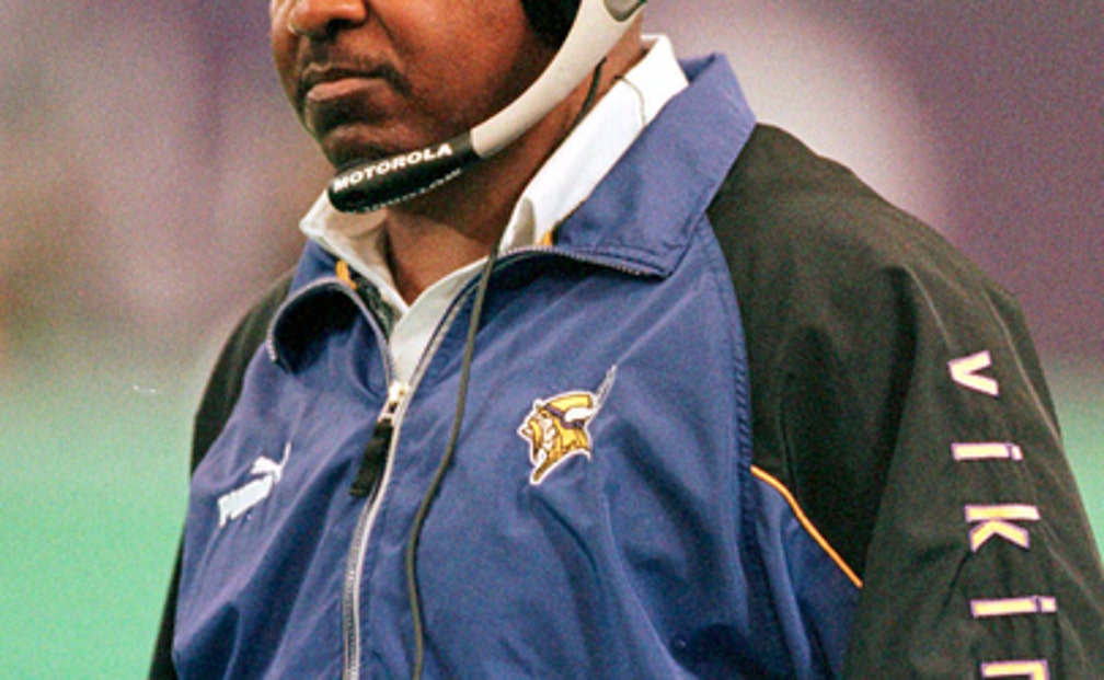 Vikings To Induct Former Coach Dennis Green In Ring Of Honor FOX Sports