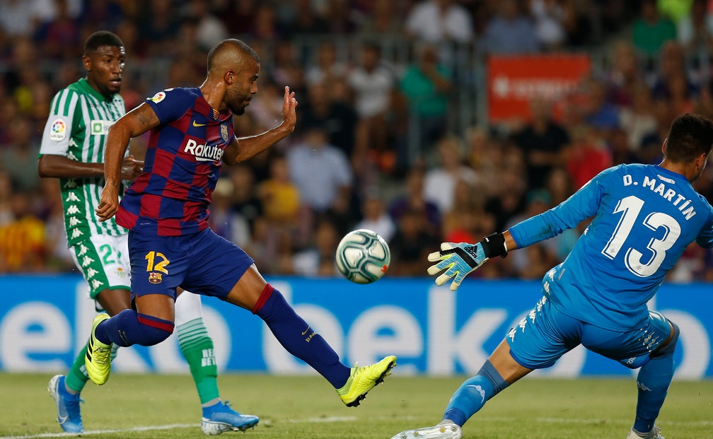 Barcelona Loans Midfielder Rafinha To Celta Vigo Fox Sports