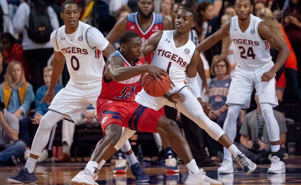 Harper Leads No 11 Auburn To 101 58 Win Over South Alabama Fox Sports