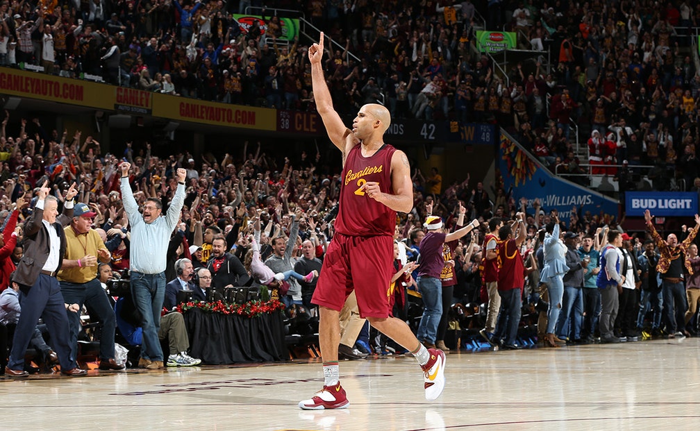 LeBron praises '95yearold' Richard Jefferson for impressive dunks