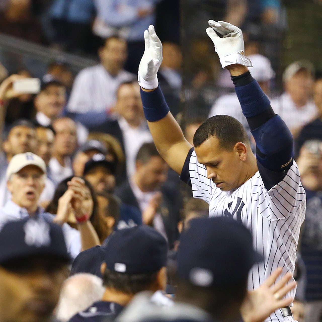 The Hero Becomes the Villain: Alex Rodriguez Returns to Seattle - Lookout  Landing