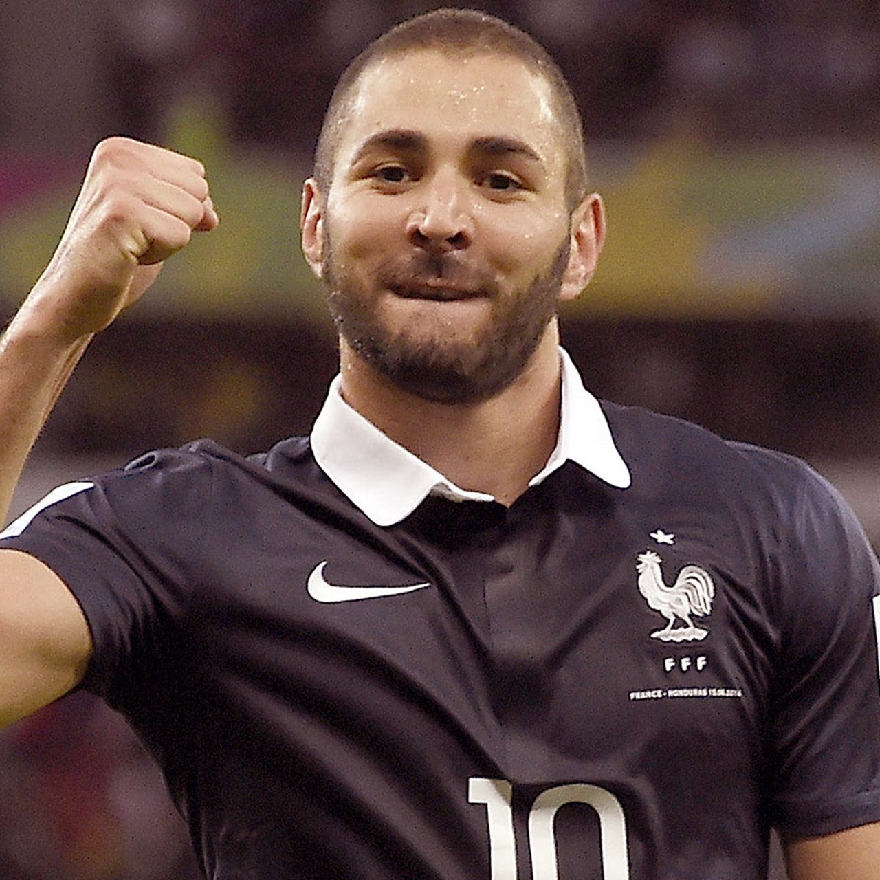 Benzema bags brace as France pounds short-handed Honduras - FOX Sports