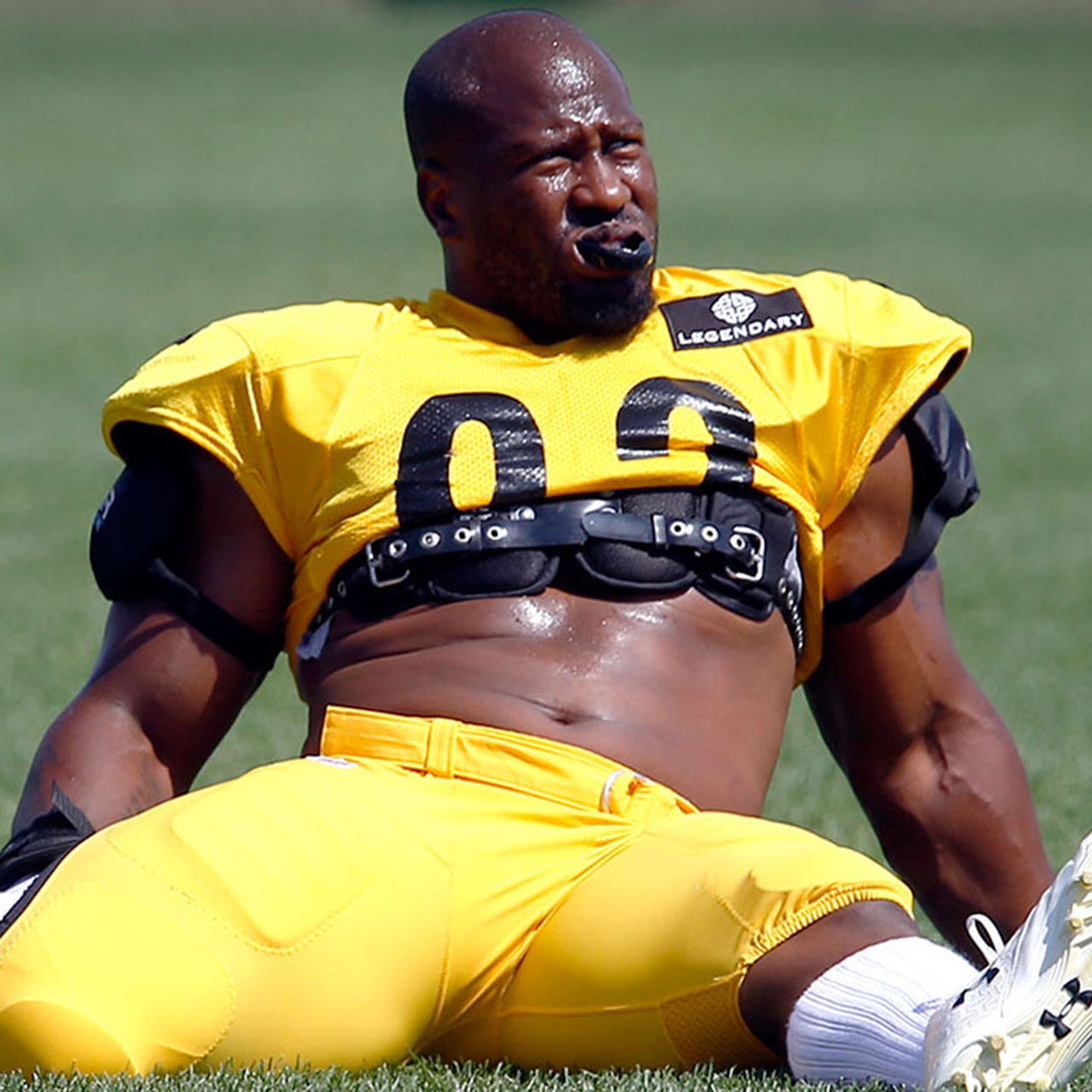 Steelers linebacker Harrison OK with role as de facto mentor | FOX