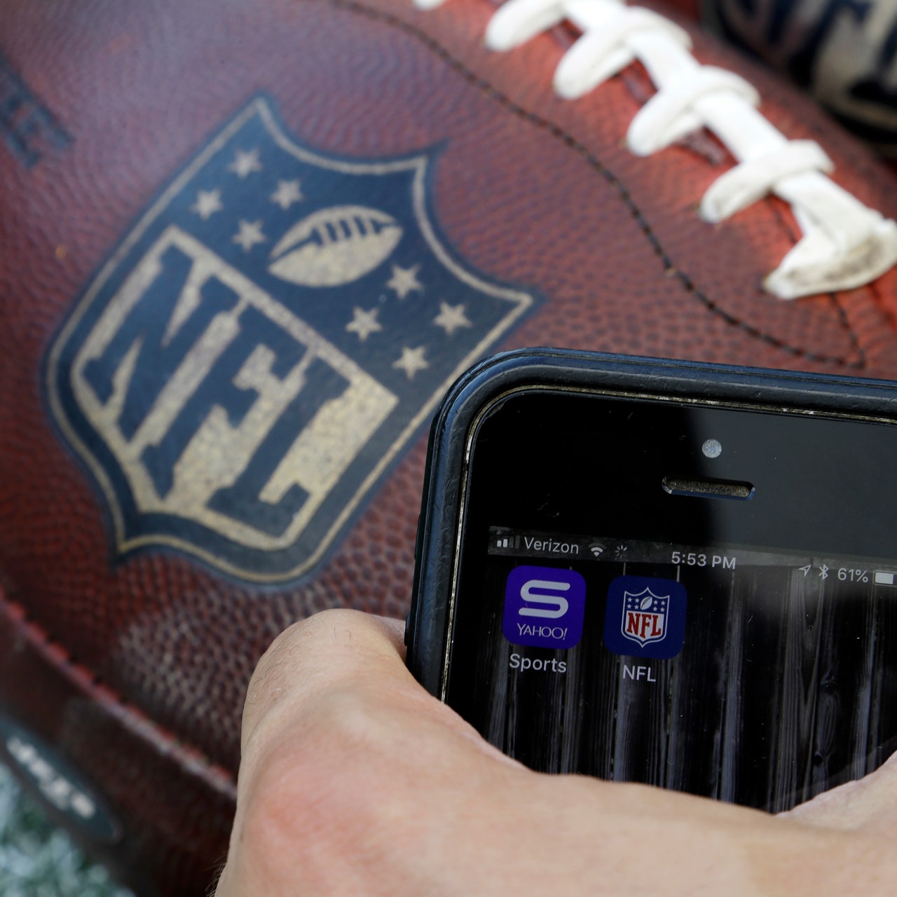 Fans rejoice Subscription-free streaming for NFL games FOX Sports