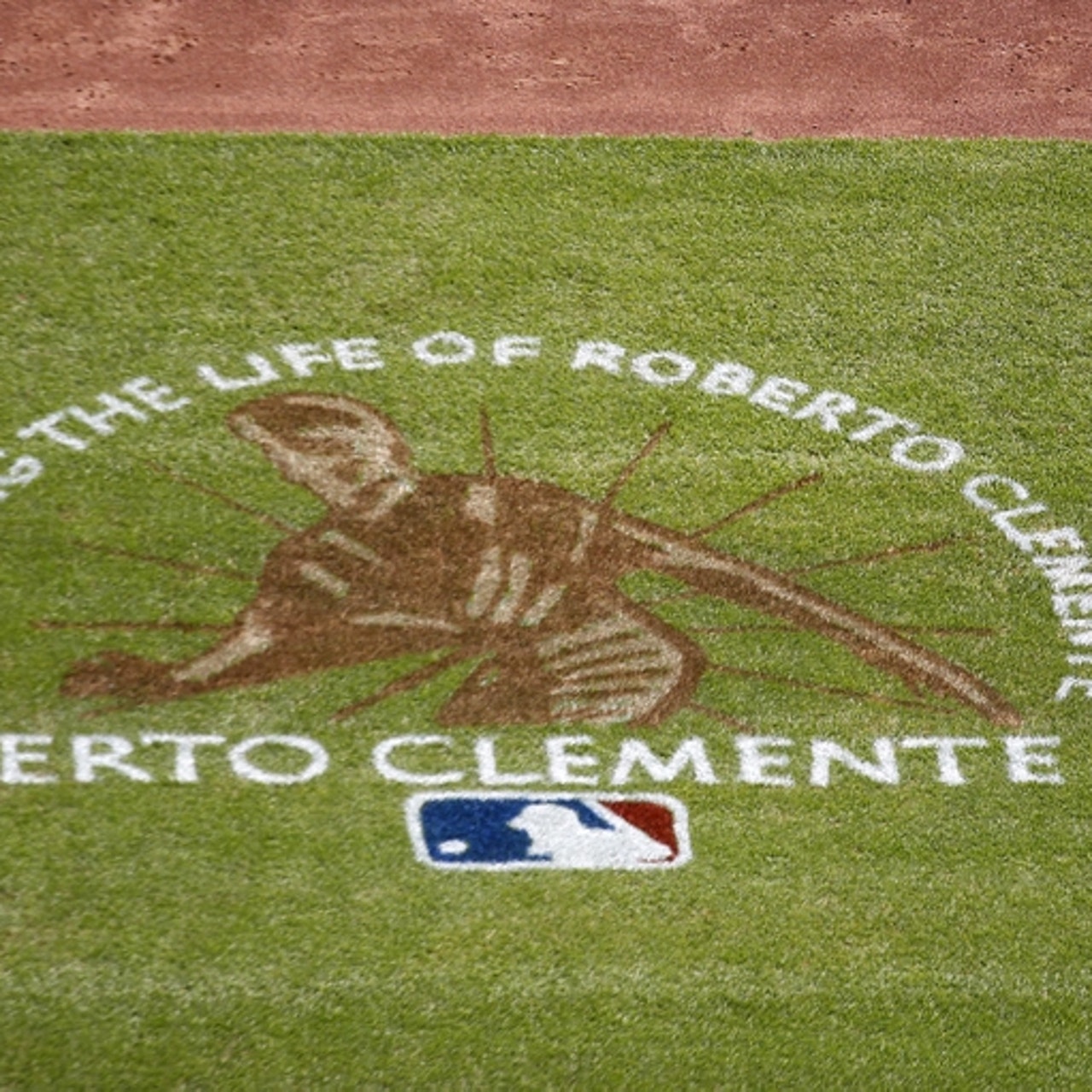 Pittsburgh Pirates History: Roberto Clemente Killed in Plane Crash