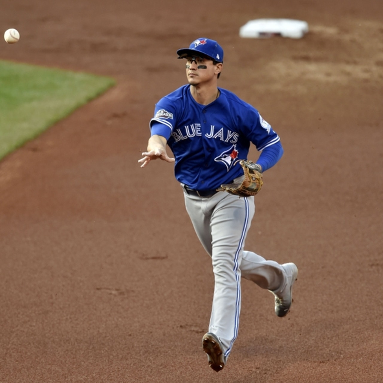 Report: Blue Jays, Barney settle at one year, $2.8875 million