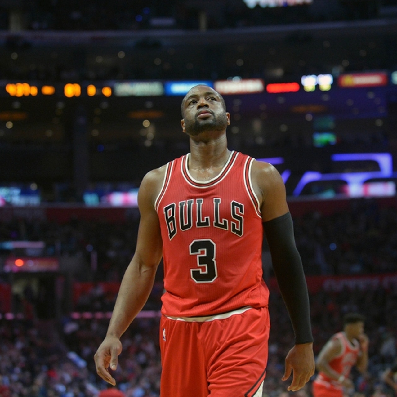 Bulls jersey store number 3