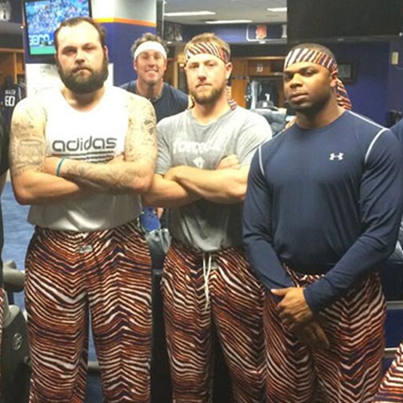Zubaz top workout pants