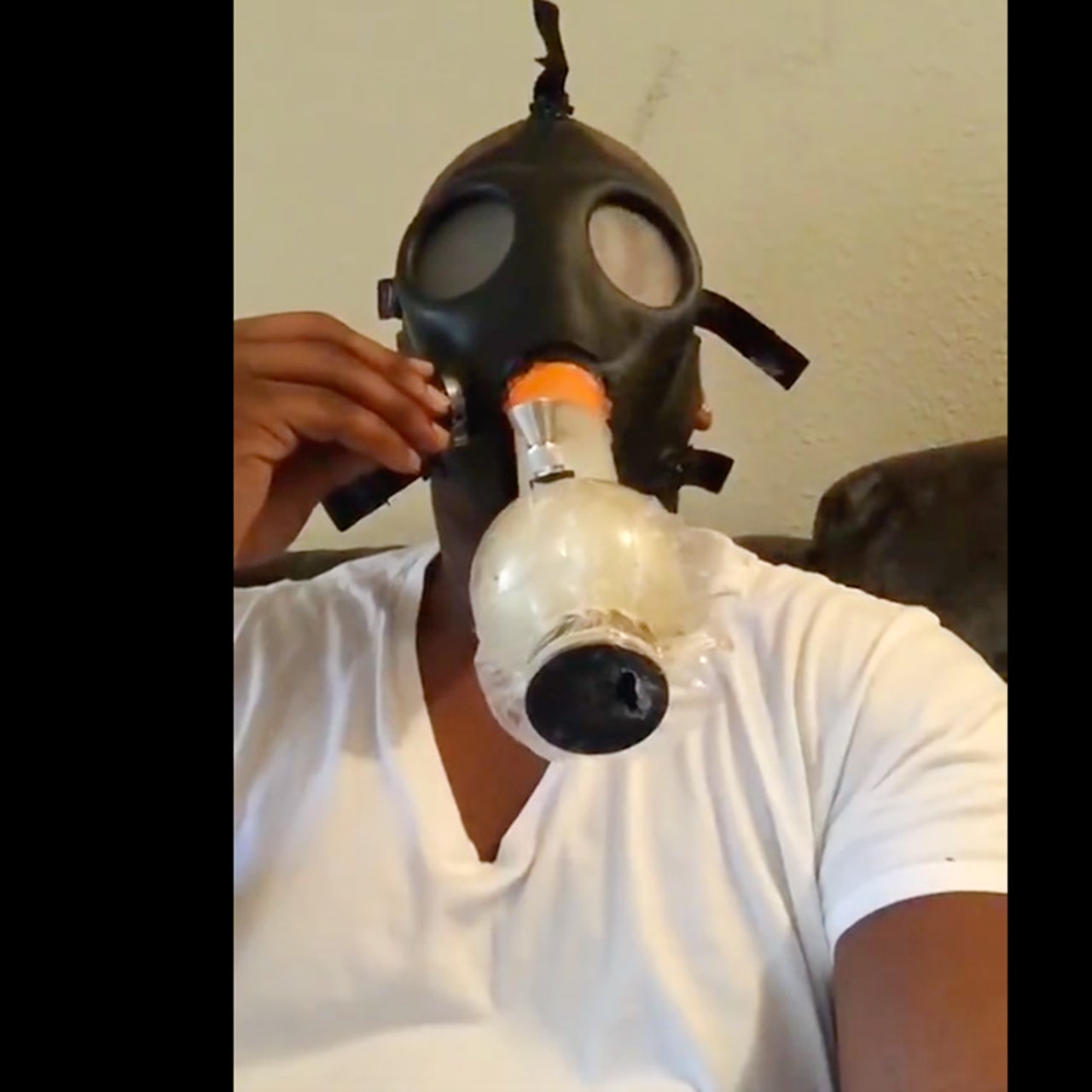 Laremy Tunsil to sell infamous gas mask bong video as NFT for charity