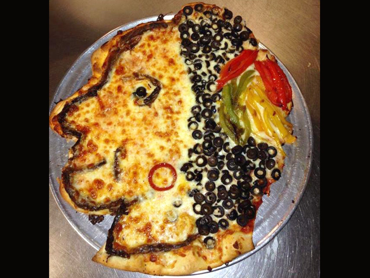 Chicago Blackhawks fans now have a pizza to brag about | FOX Sports