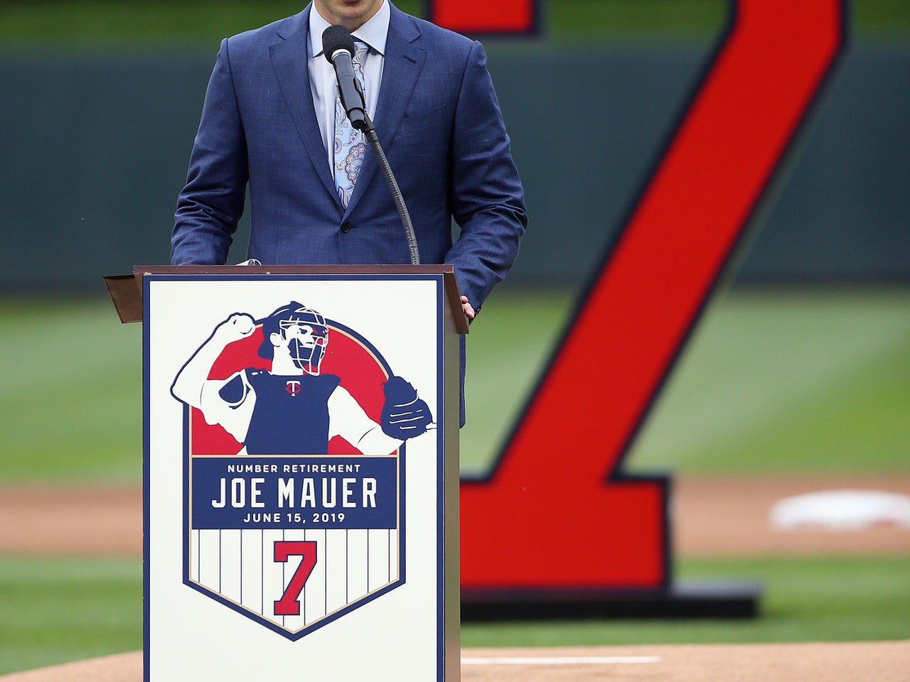 Twins hang Joe Mauer's No. 7 with other franchise greats