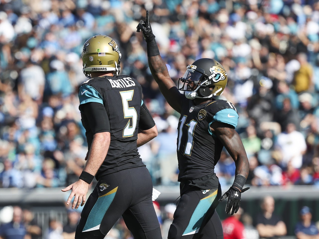Jacksonville Jaguars reverting to teal as primary home jersey color