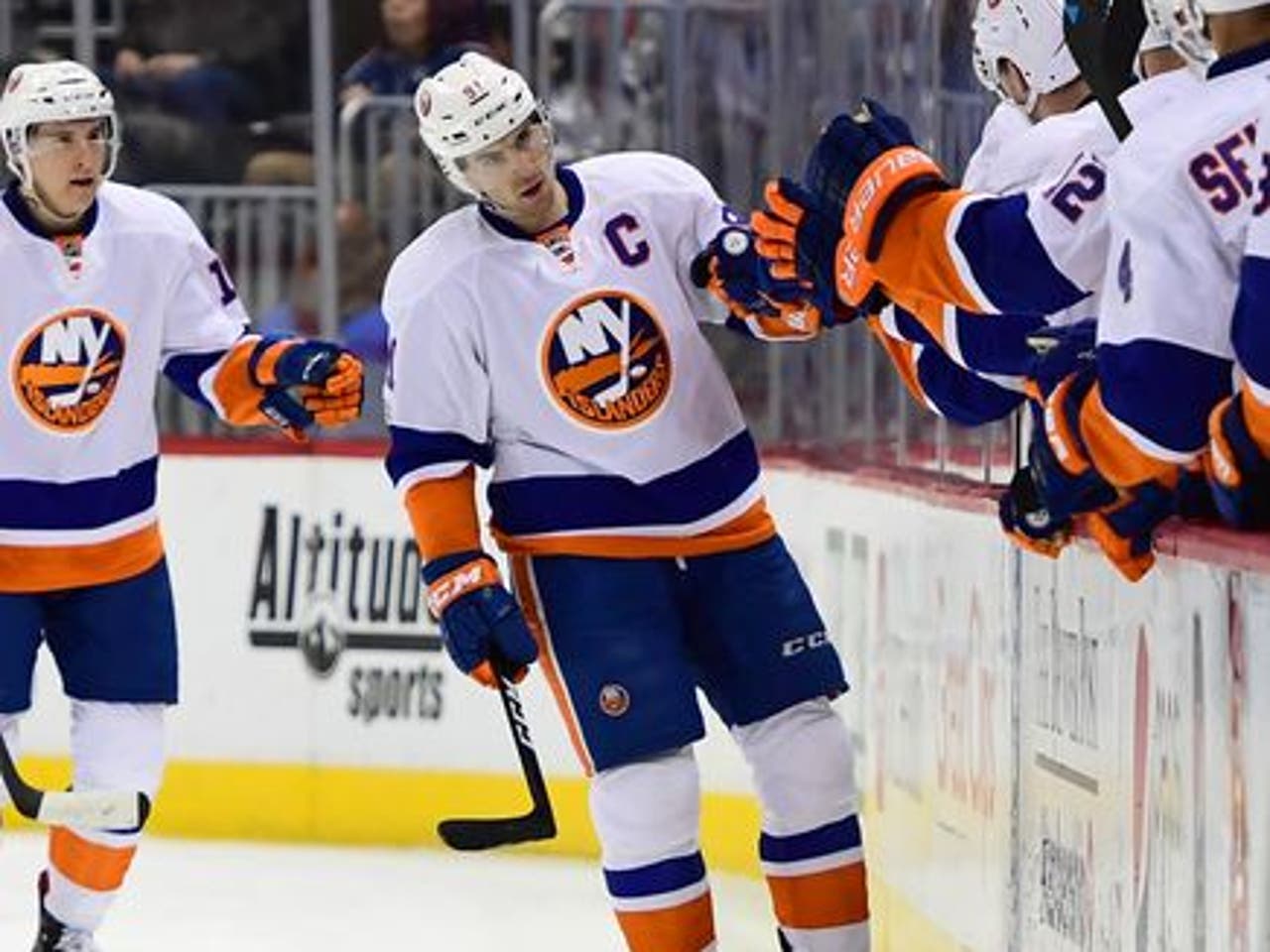 Islanders Drop First Game Back After Bye Week (Highlights) | FOX Sports