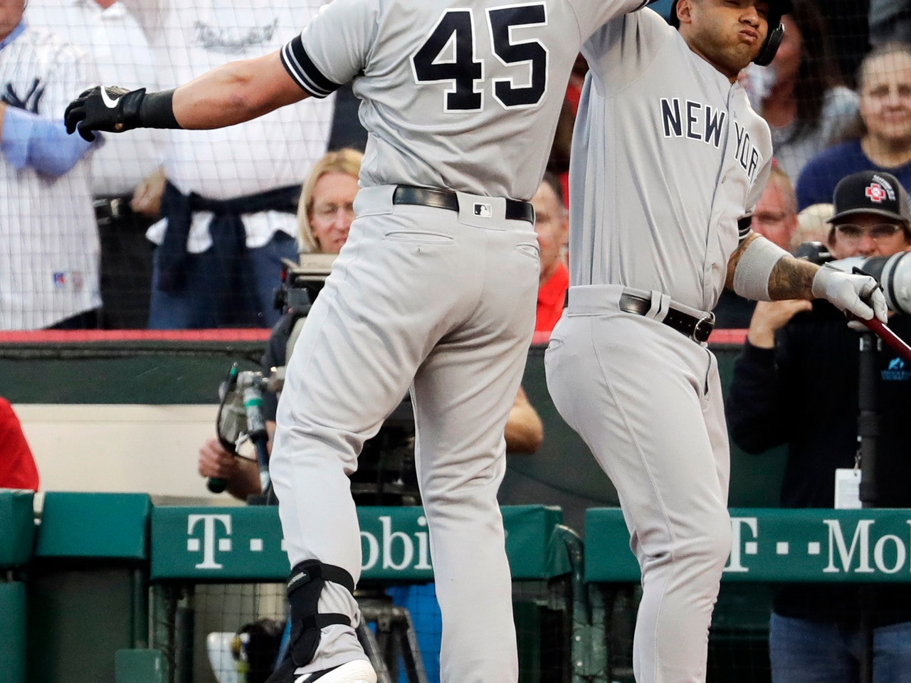 Voit homers twice to lead Yankees over Angels 7-5