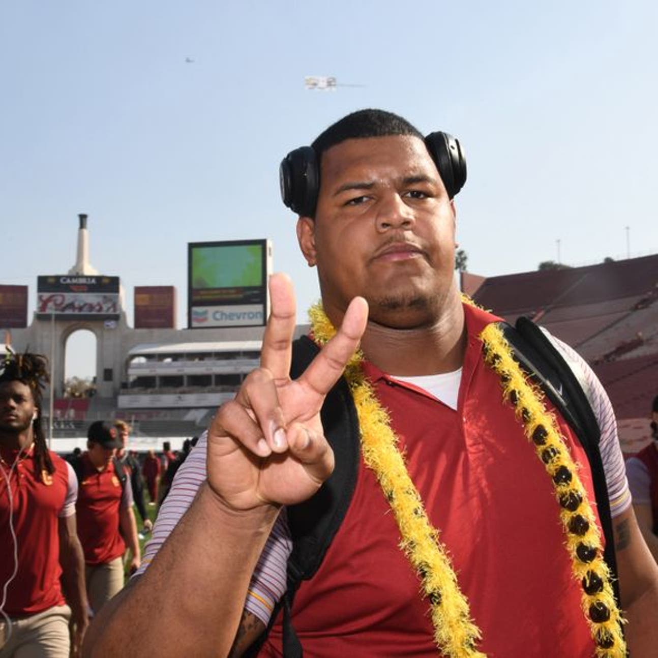Zach Banner's All-American Nod Pays Off USC Career In Tumultuous
