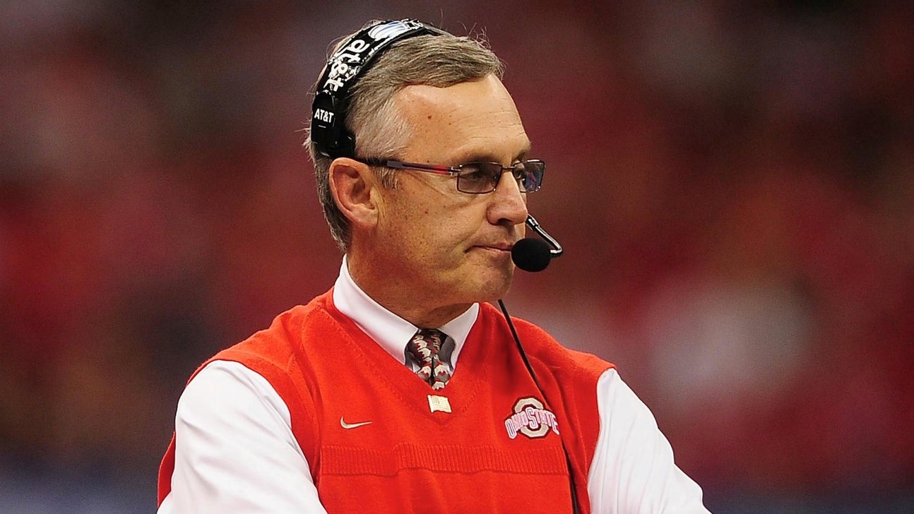 Jim Tressel to interview with Browns