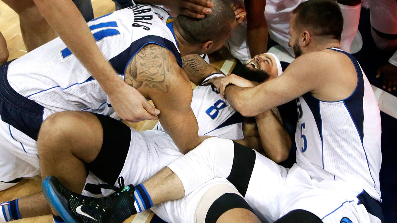 Mavs win in 2 OTs, make it 22 straight at home over Kings