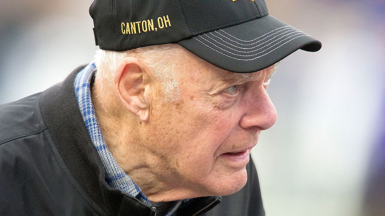Bud Grant wore a golf shirt to the frigid Vikings game, is tougher than all of us