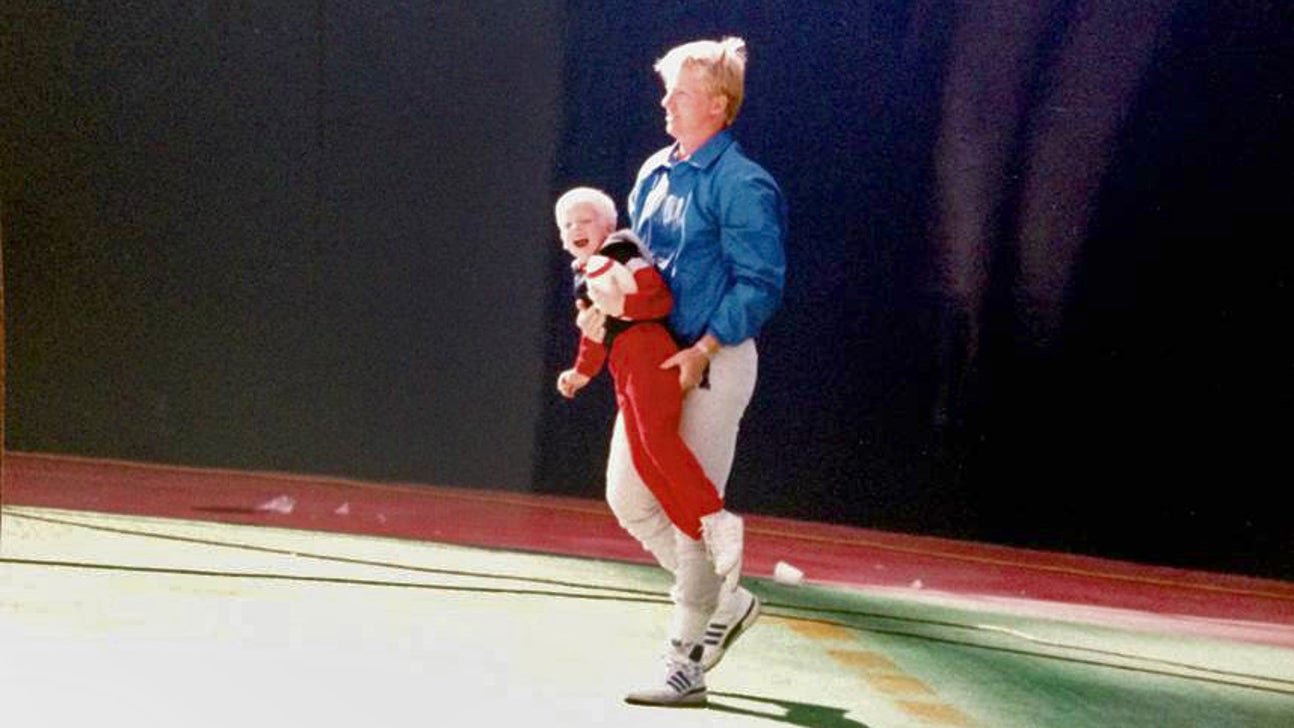 Chris Simms relives being a kid and having your dad win the Super Bowl