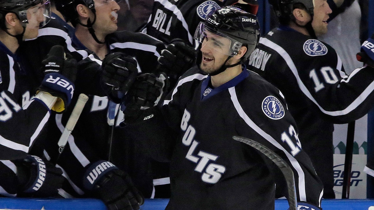 Paquette, Bishop key Lightning's 3-1 win over Blue Jackets