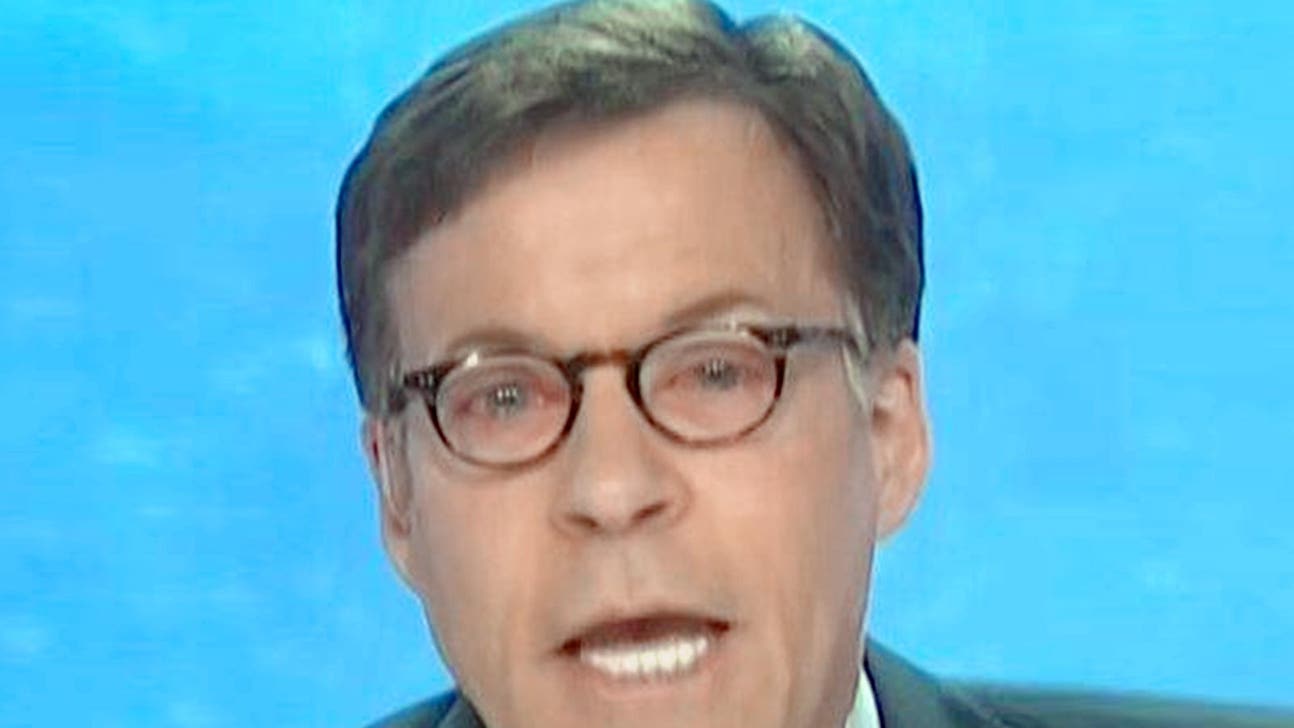 Bob Costas appears to be having a problem with both of his eyes now