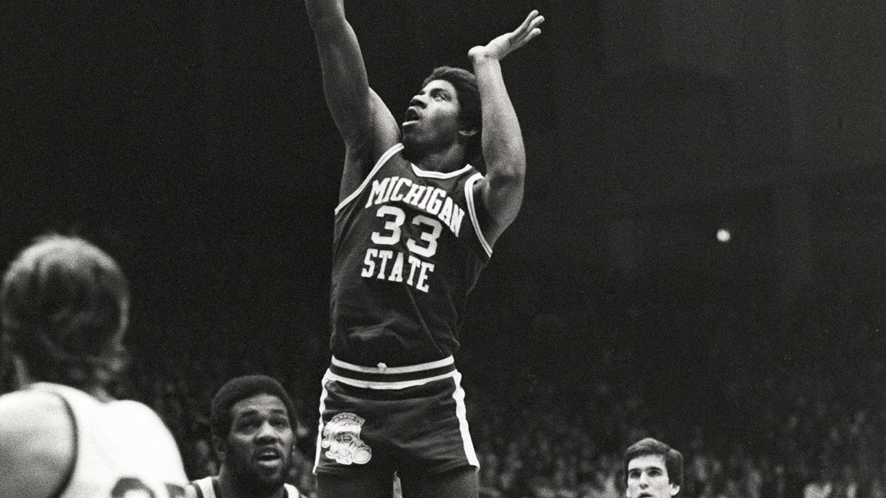 In-state hate: Magic Johnson statue hit with maize spray paint