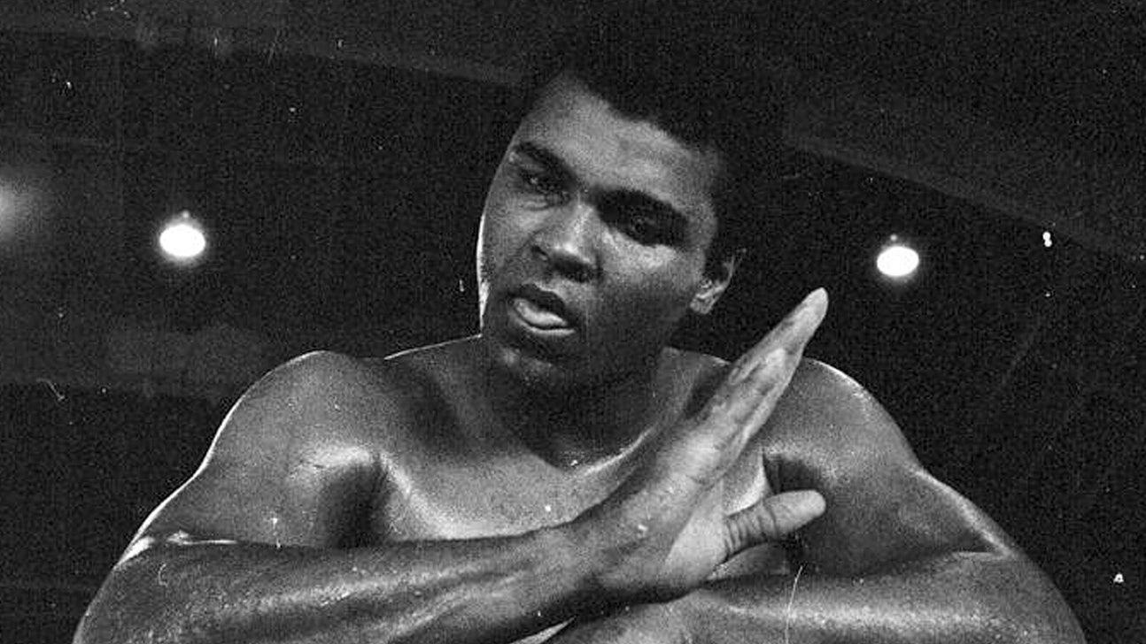 New York Rangers' Emerson Etem gets sweet Muhammad Ali tattoo