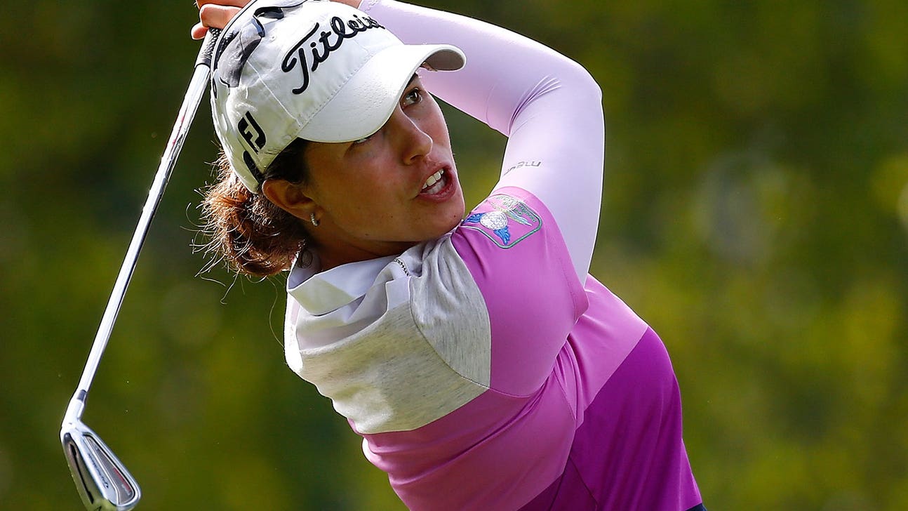 After barely qualifying for event, Molinaro scores new car with ace