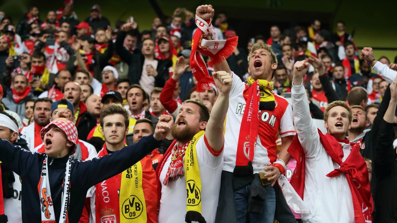 Watch Dortmund and Monaco fans sing "You'll Never Walk Alone" together