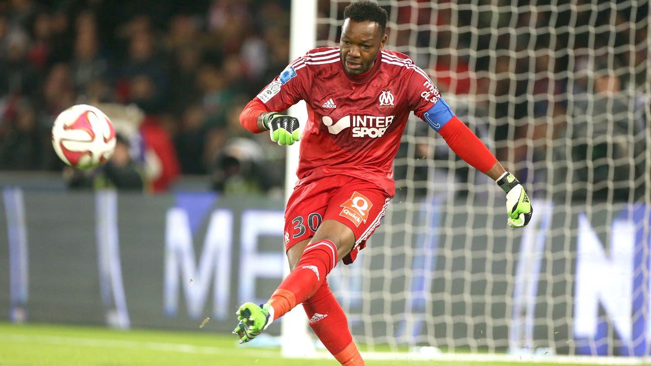 Steve Mandanda's gaffe all but ends Marseille's Ligue 1 title hopes
