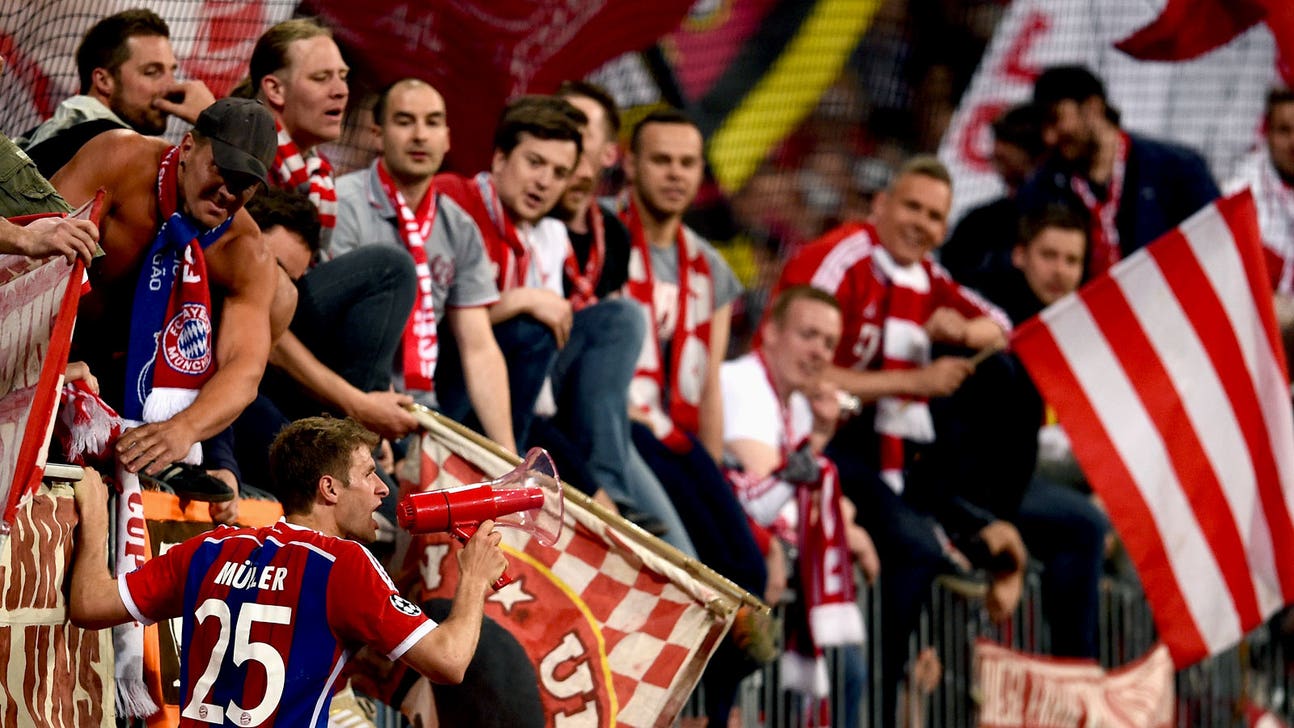 Thomas Muller leads Bayern's post-game victory chant (VIDEO)