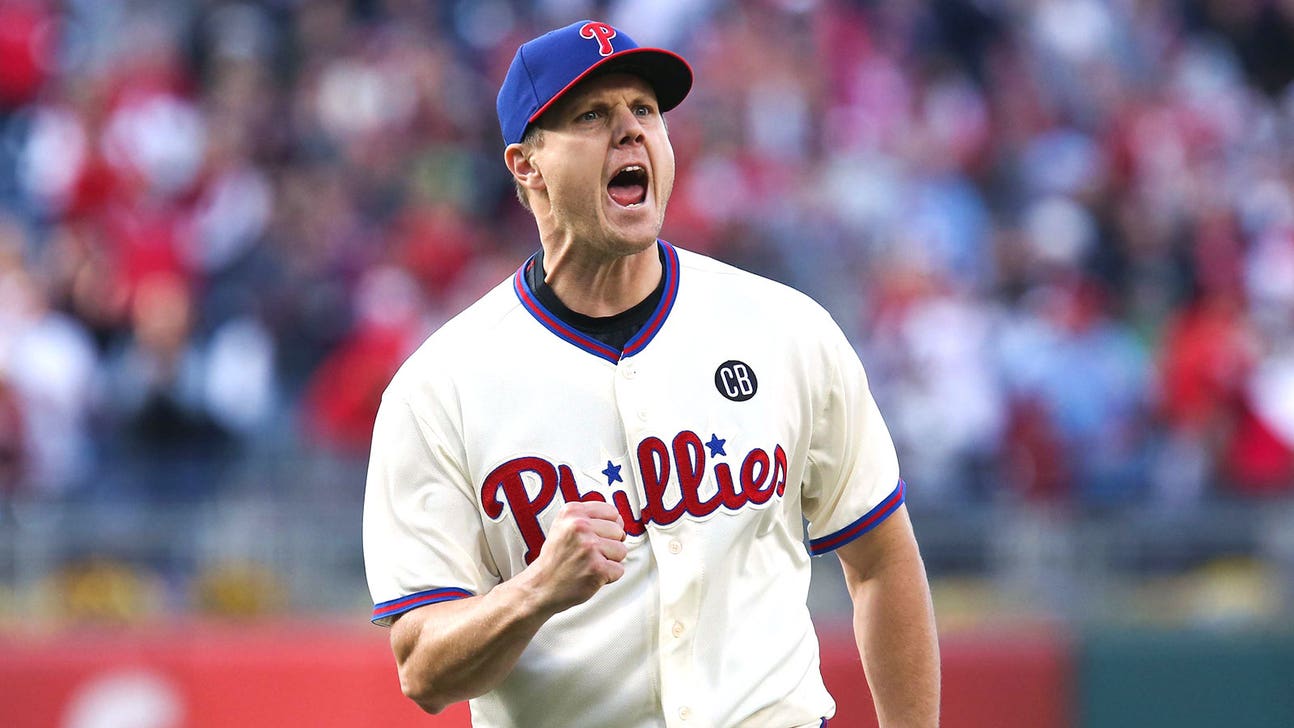 Phillies' Papelbon shows his school colors, backs Mississippi State