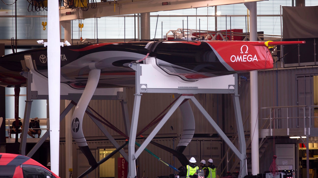 Team New Zealand reveals foiling mono-hull for America's Cup