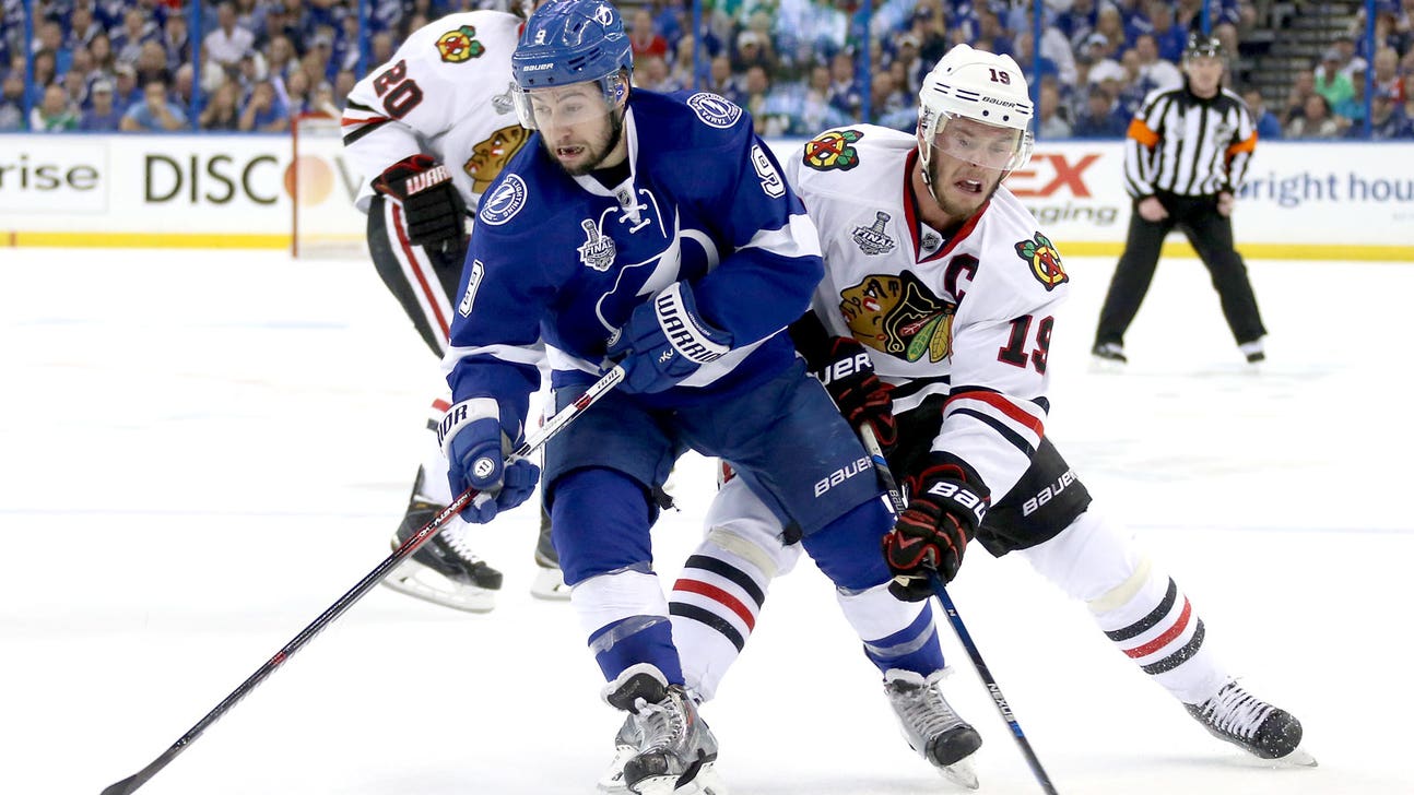 'Hawks top Lightning in Game 5 to take 3-2 lead in Stanley Cup Final