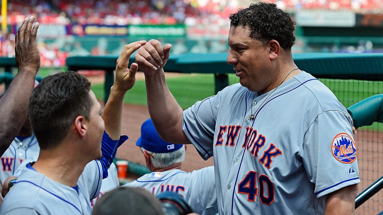 Mets' Colon legs out a double, first hit since 2005