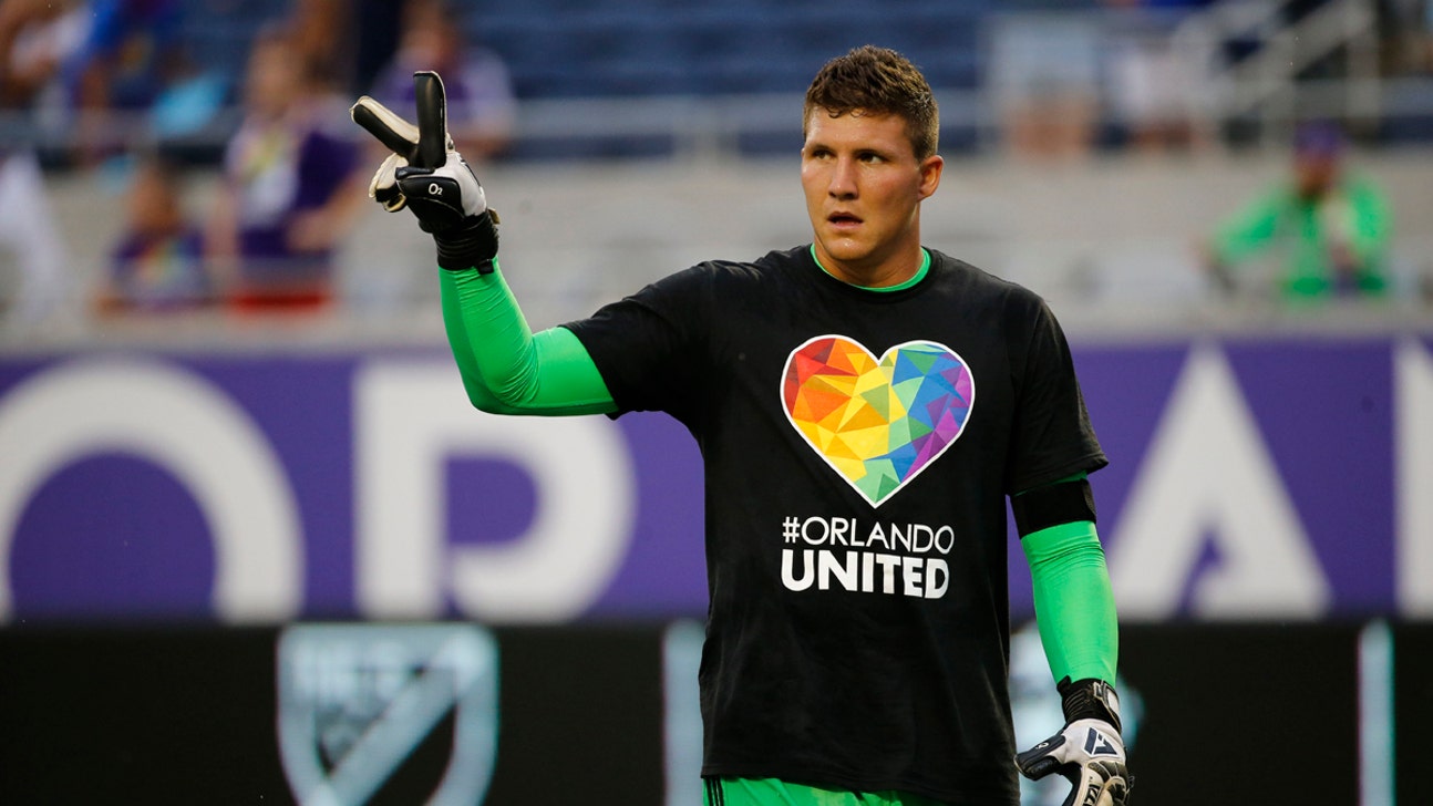 Orlando City stops play for beautiful mid-match remembrance of shooting victims