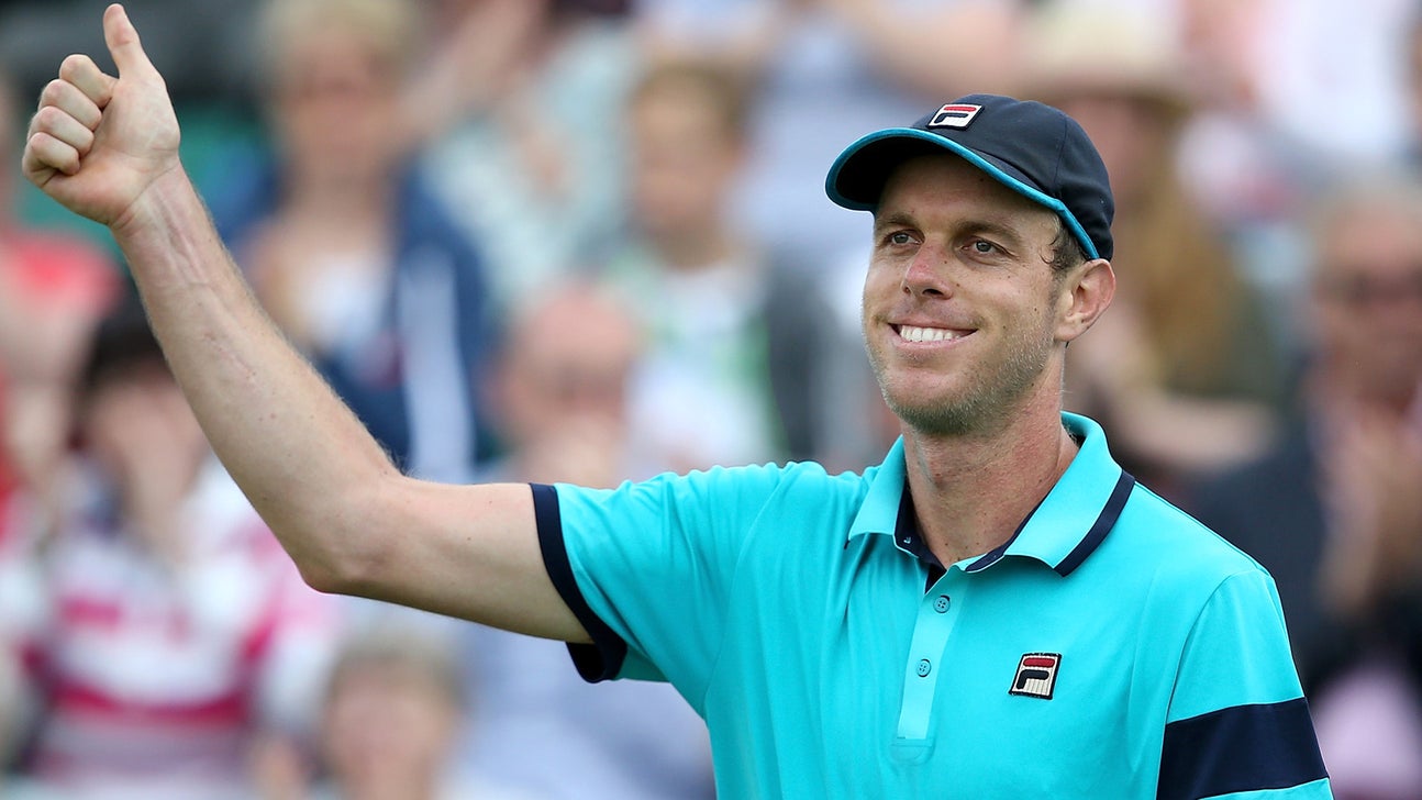 Querrey bests doubles partner Isner in 1st-round match in Cincinnati