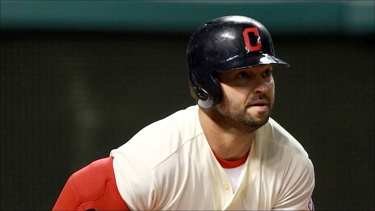 Swisher takes 'ice-bucket challenge,' then requests eclectic group do it next