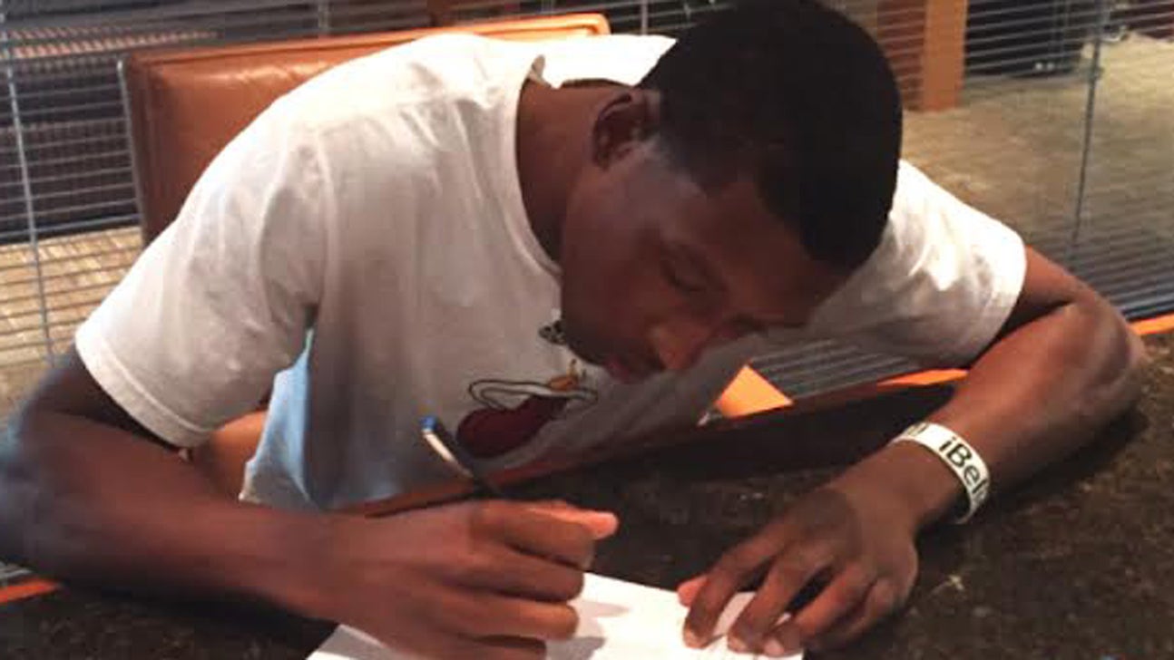 Heat sign 2nd-round pick Josh Richardson