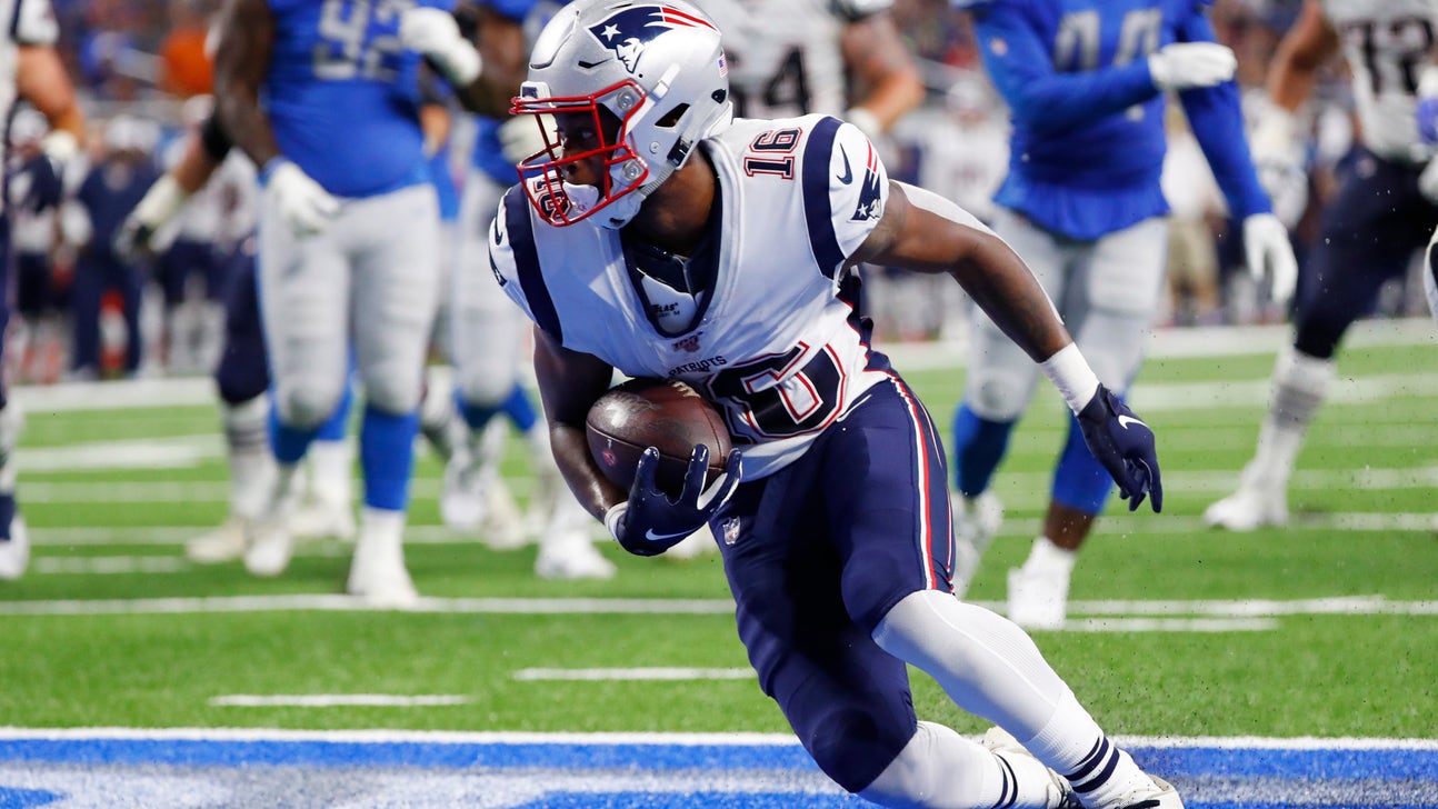 Kyler Murray makes debut as Cards top Chargers