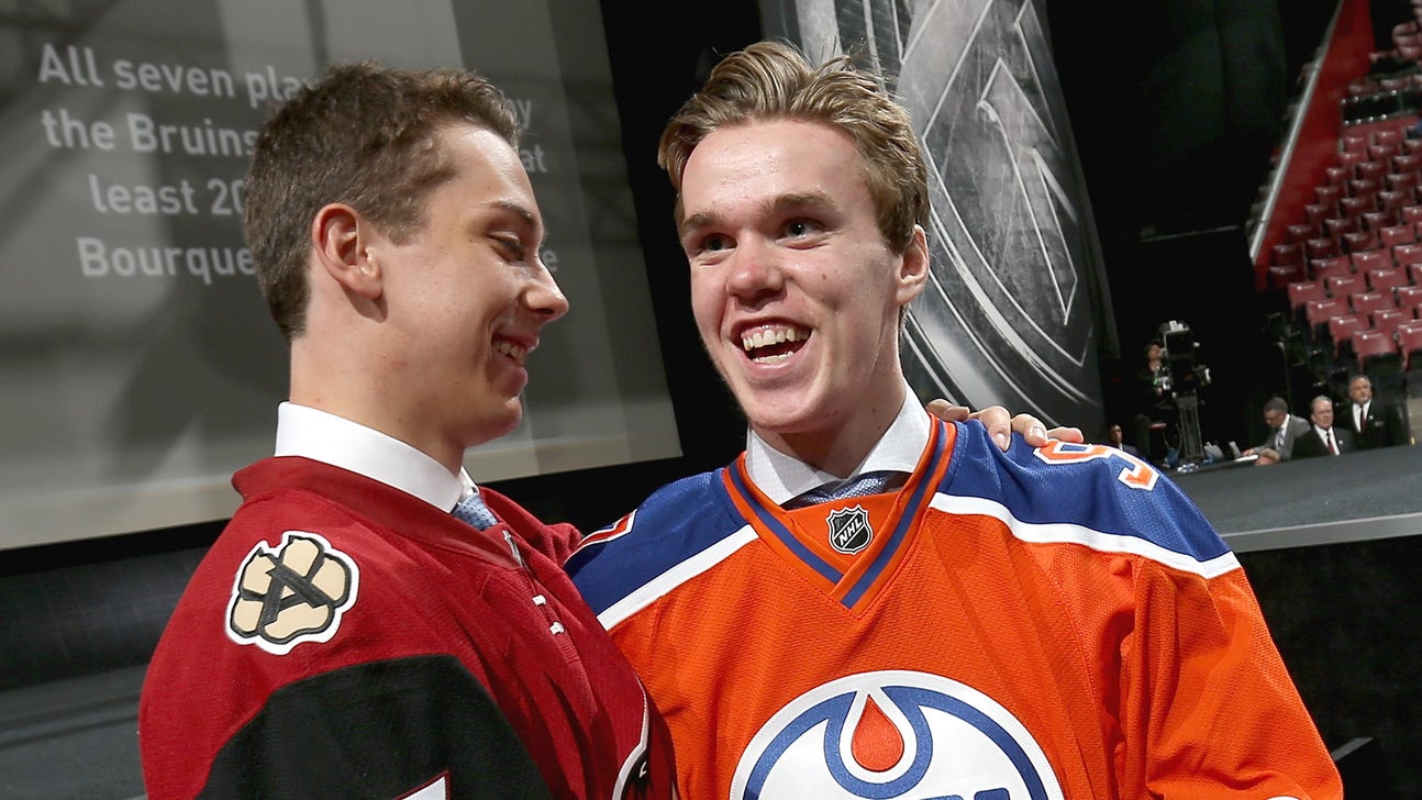 Coyotes' Strome beats McDavid in bubble hockey