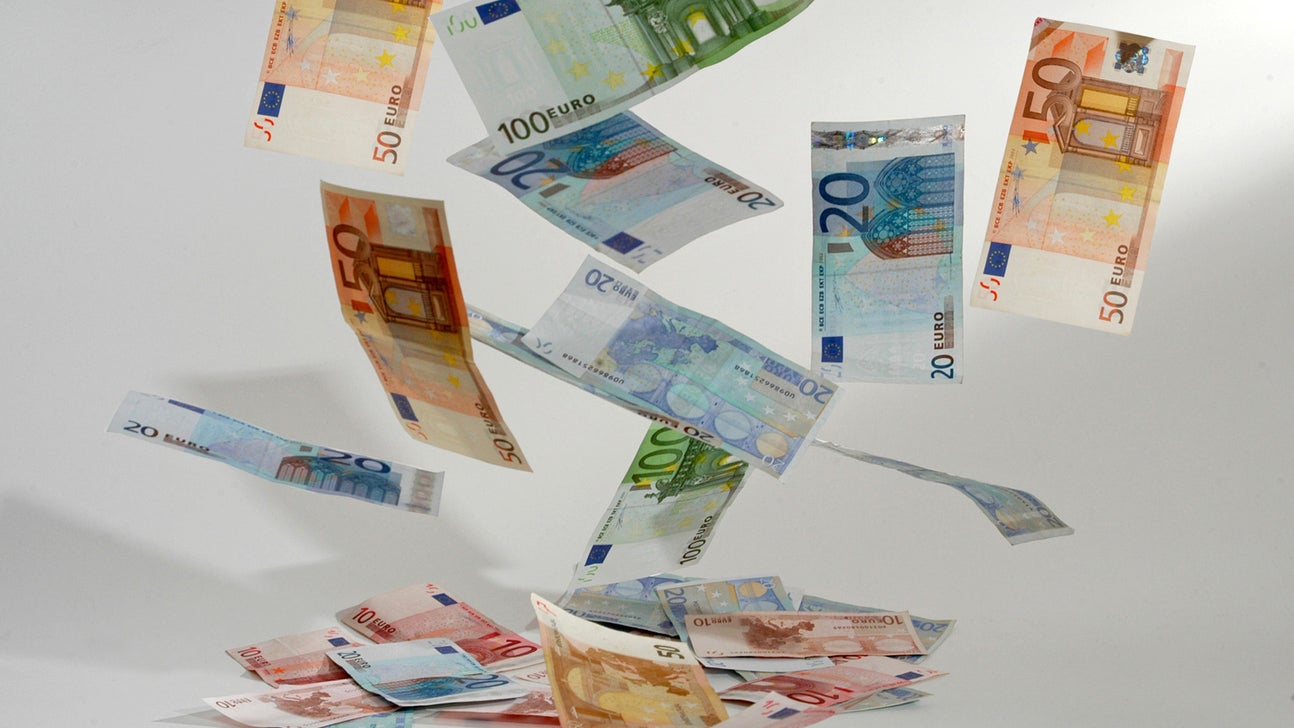 Keep up with the latest soccer transfer news