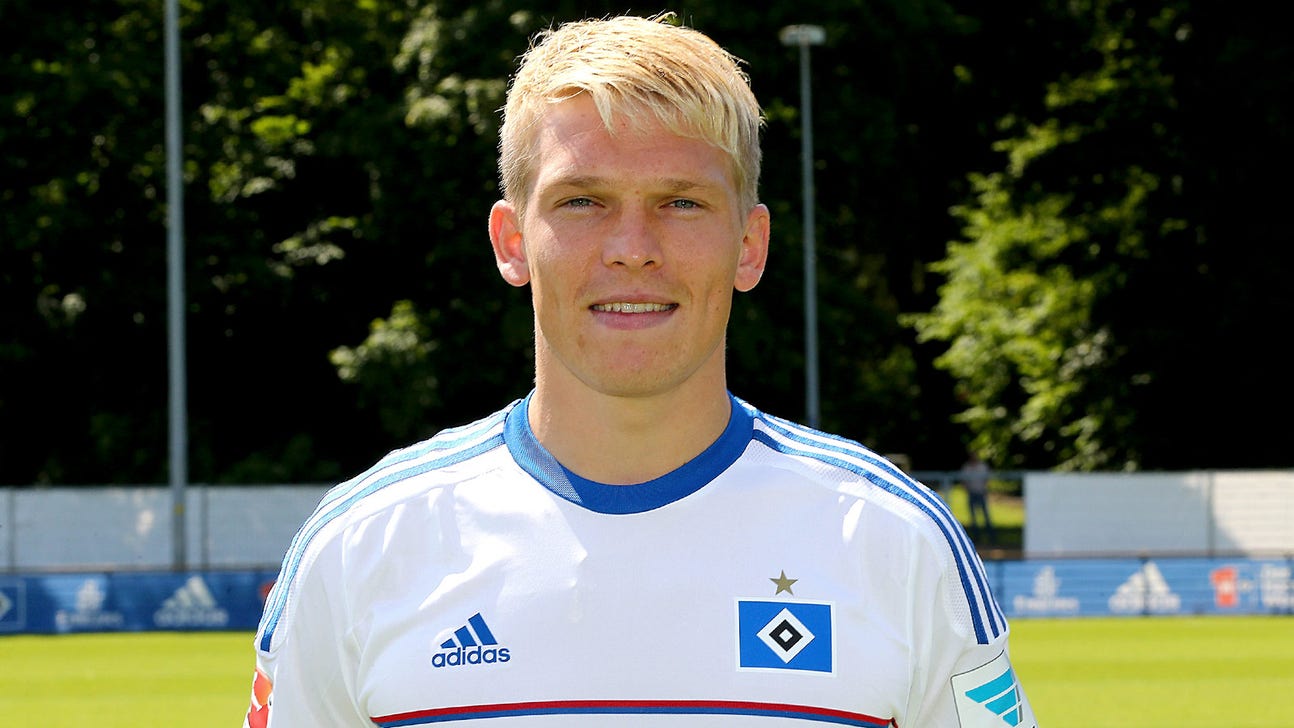 Hamburg player in hospital after wife bites off his tongue