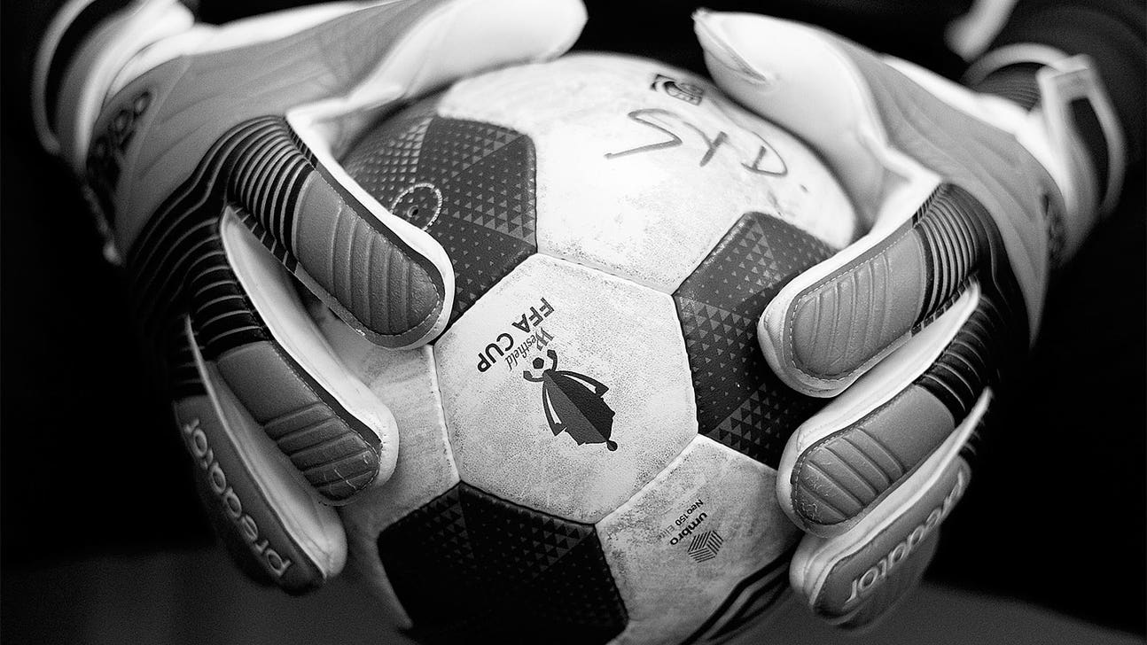 Player dies from heart attack during friendly match in Chile