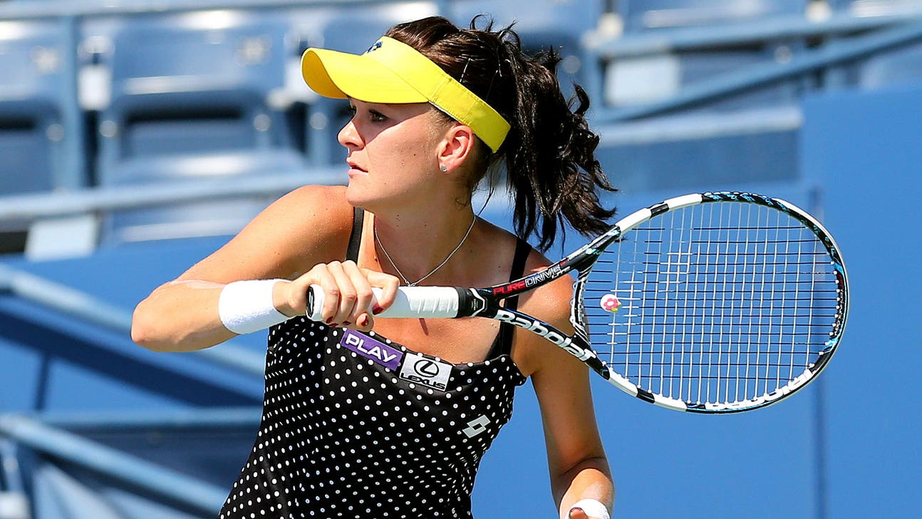 Radwanska lines up Qatar quarterfinal with Venus Williams