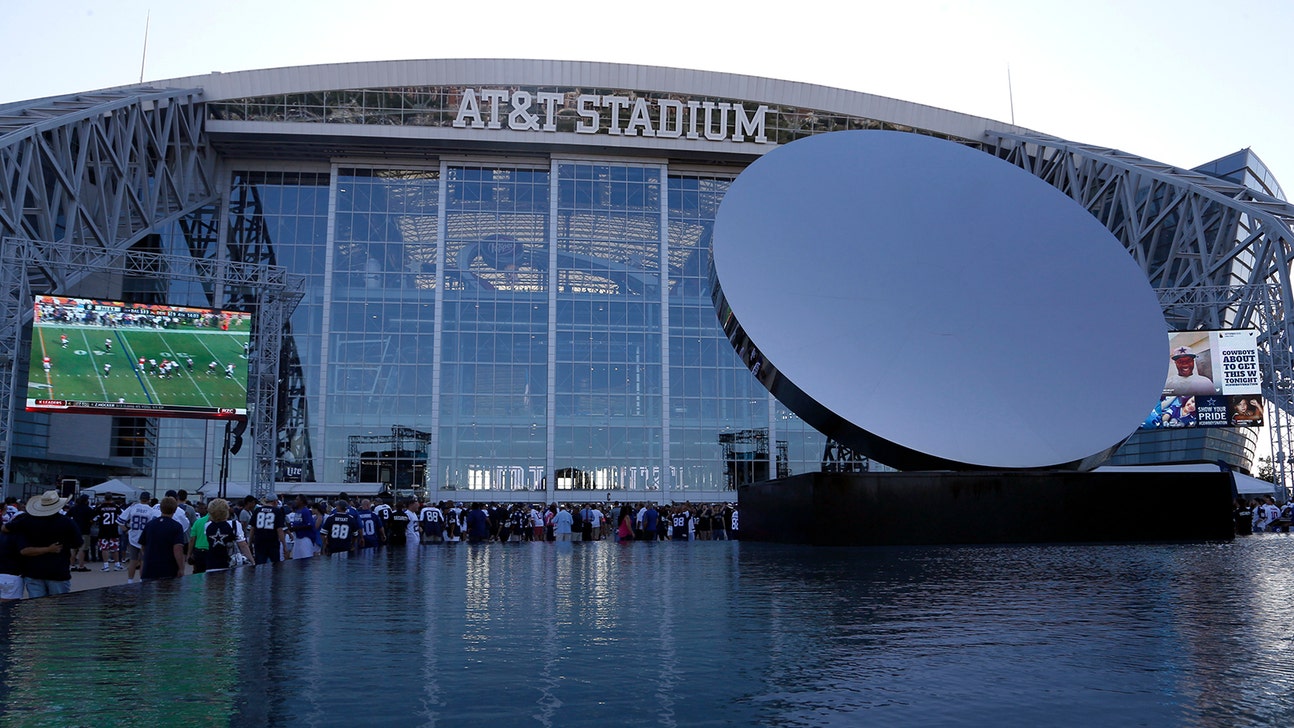 Cowboys bring back trumpet with soloist for national anthems