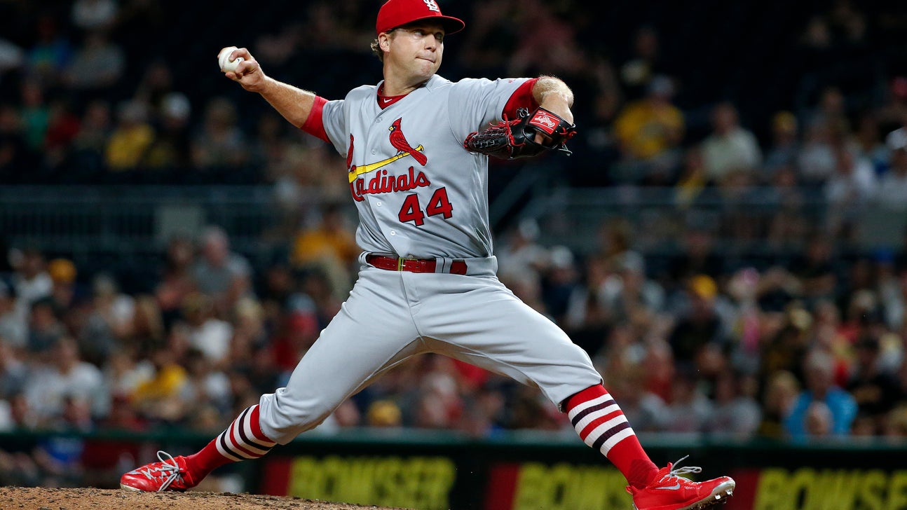 AP sources: RHP Trevor Rosenthal, Nationals agree for 2019