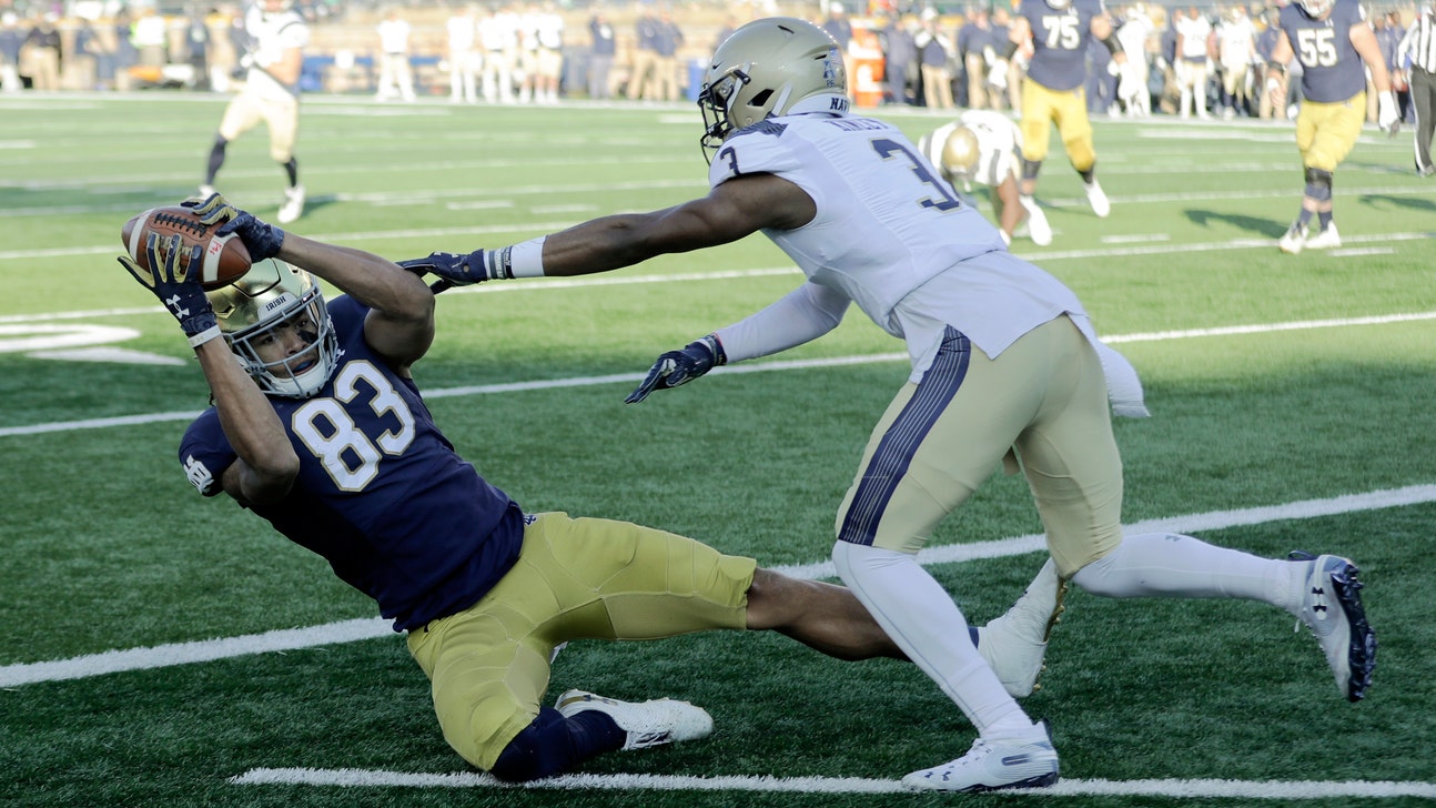 Claypool catches 4 TDs as No. 16 Notre Dame rout Navy 52-20
