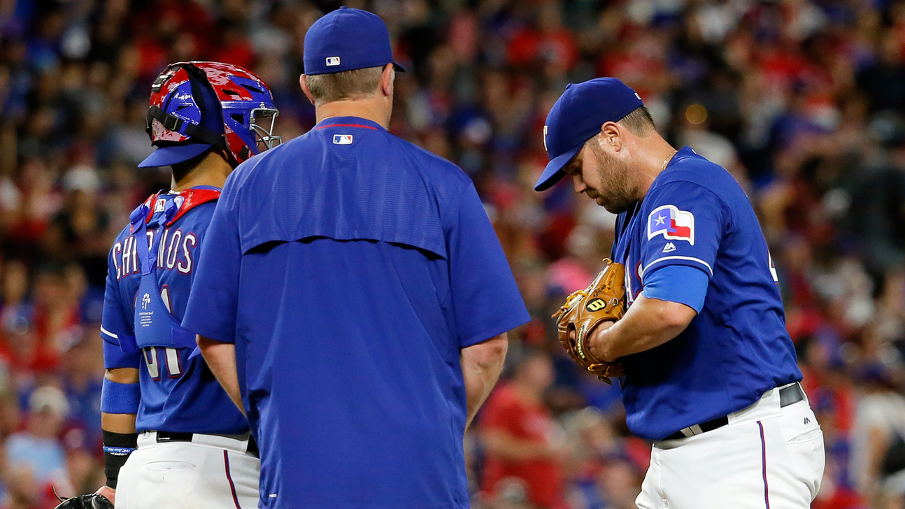 Lewis loses 5th straight in Texas postseason tuneup