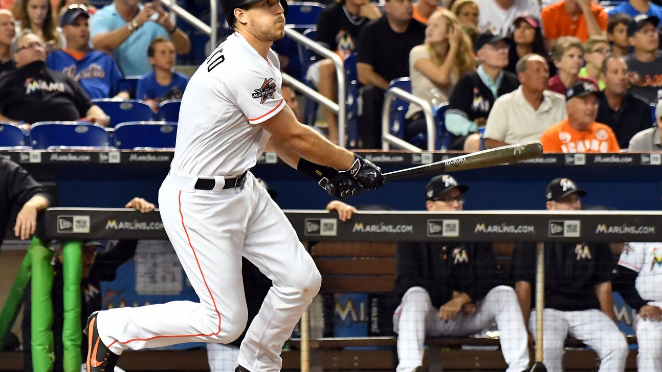 Miami Marlins will be without Miguel Rojas for months